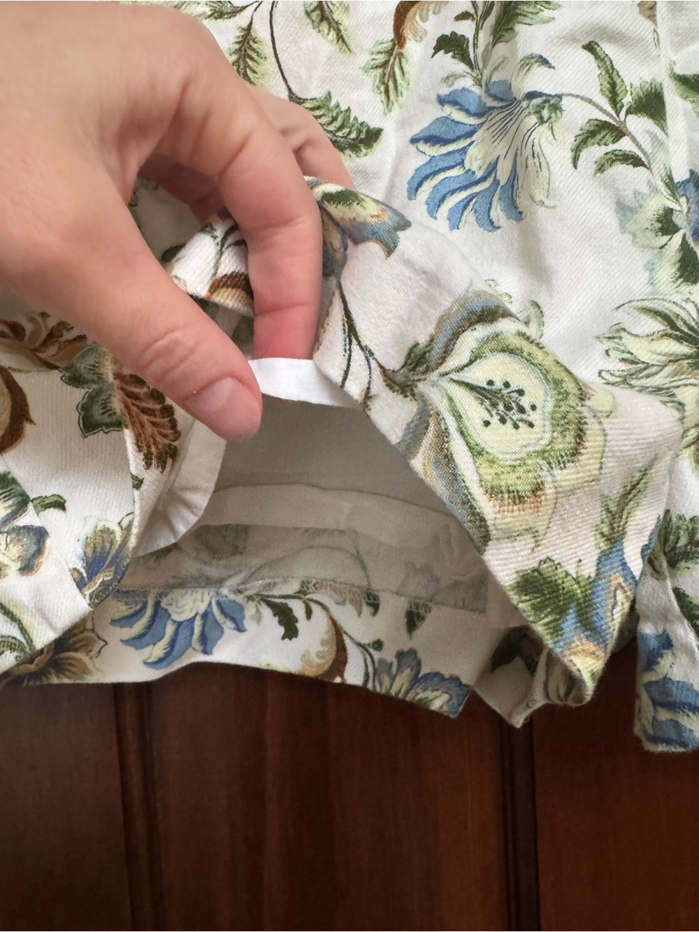 Loft Shorts - Picture 2 of 4